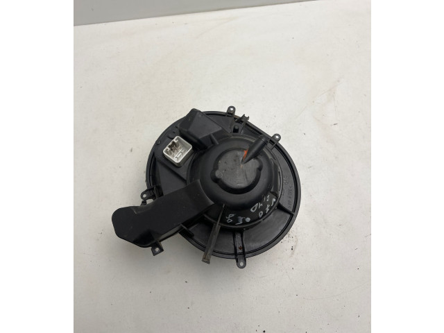 Вентилятор печки       Volvo V70