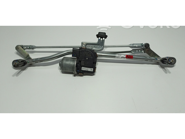 Моторчик дворников LR172509, K8D2-17500-AE Land Rover Range Rover Evoque L551