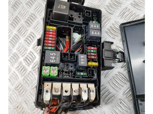 Блок предохранителей 5Q0937125B, 5Q0907361D   Skoda Superb B8 (3V)    