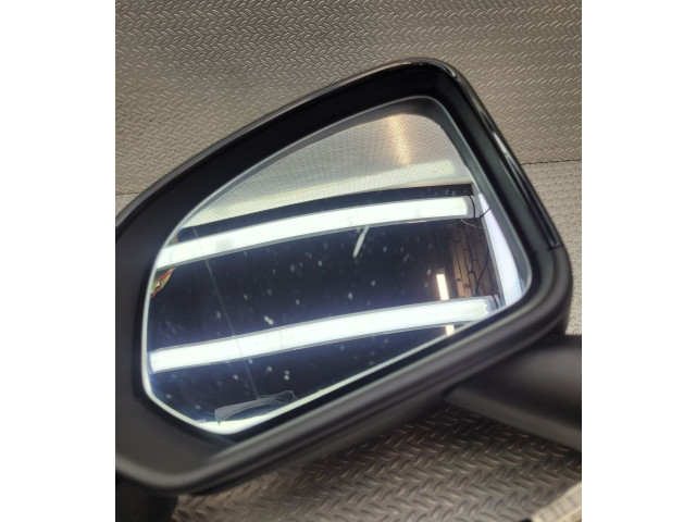 Зеркало электрическое Volvo XC40 - года