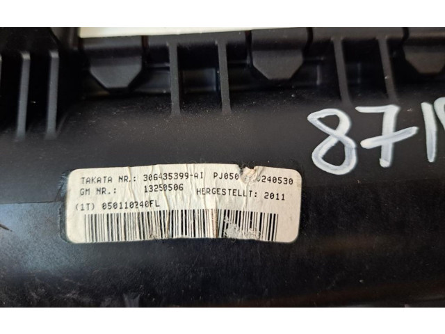 Подушка безопасности пассажира 13250506, 13250506   Opel Meriva B