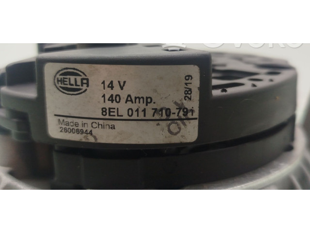 Генератор 8EL01171079 Volkswagen Caddy