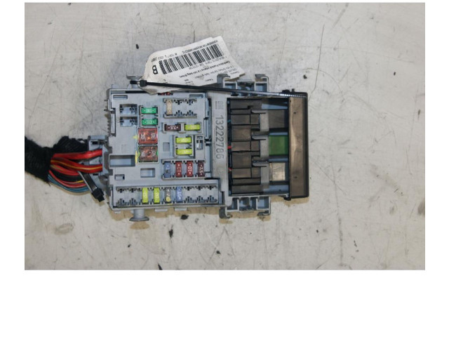 Pojistková skříňka Chevrolet Cruze 2009