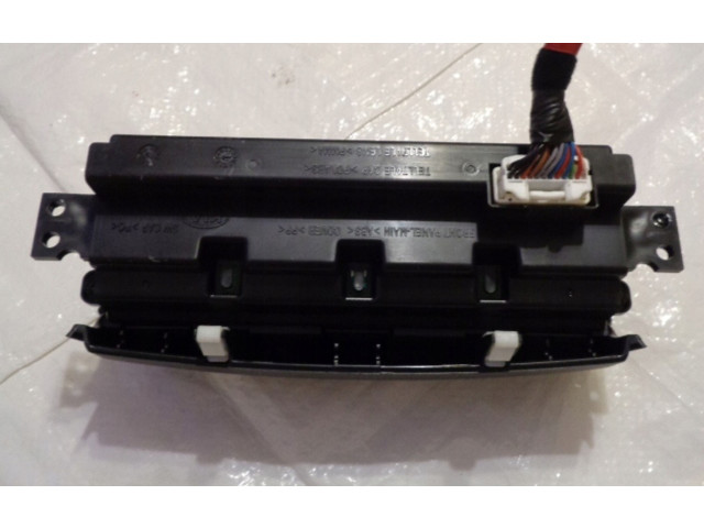 Дисплей 941011P120 KIA Venga