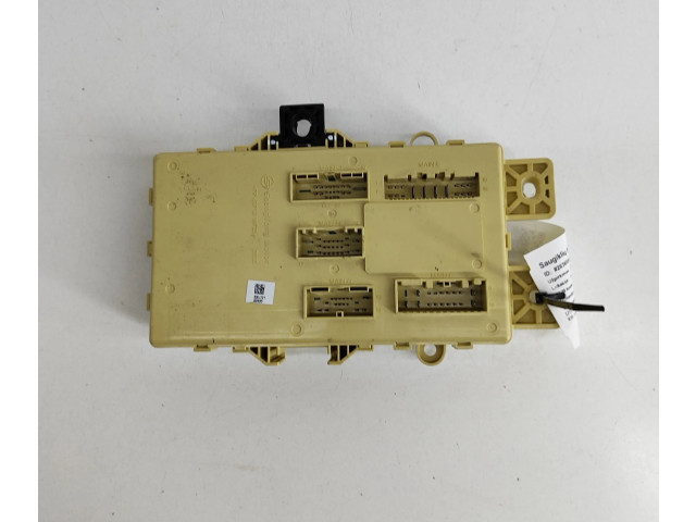 Блок предохранителей 8219039020   SsangYong Korando    