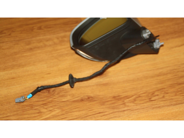 Зеркало электрическое Volvo XC40 - года