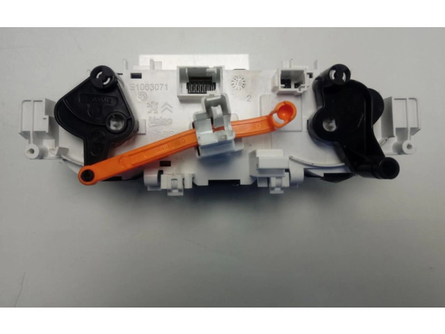 Блок управления климат-контролем 9819611577, 9819611577 Peugeot 2008 I