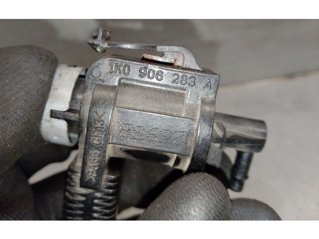 Вторичный воздушный насос Skoda Rapid (NH) 2012 - 2019 года 1K0906283A