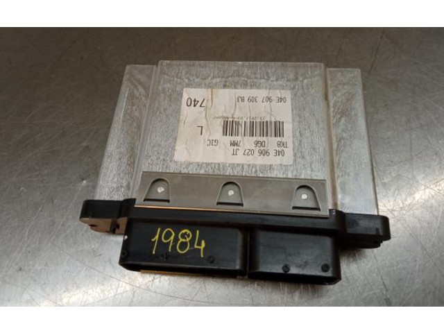 Блок управления двигателя 04E907309BJ, 0261S12608   Audi Q2 -