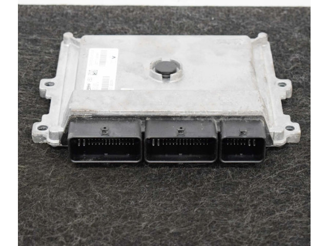 Блок управления двигателя    Dacia Sandero