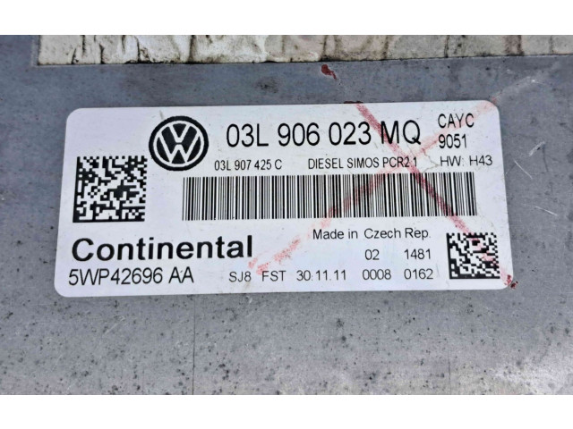 Блок управления двигателем Блок управления Volkswagen Jetta VI