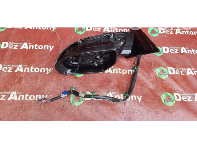 Zpětné zrcátko  Lamborghini Urus 2017    