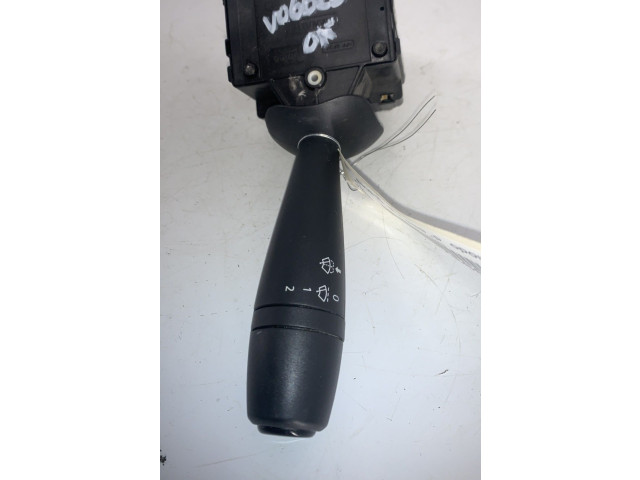 Ручка стеклоочистителей 8201168003 Dacia Logan II