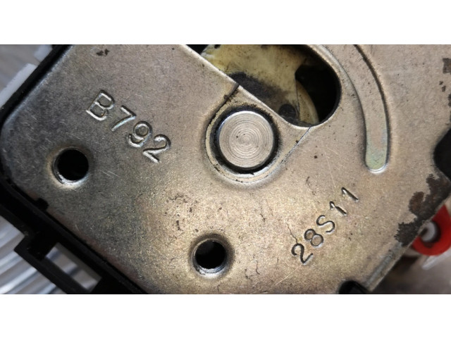 Zámek zadních dveří 51810891, Y11H306BCLSX Fiat Doblo 2010