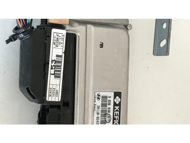 Блок управления двигателя 3911002426, 9030930367F   Hyundai Getz