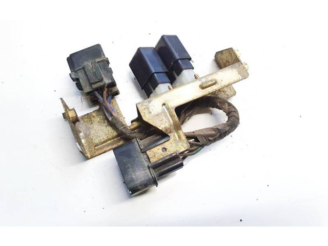 Блок предохранителей 521f011c, 521F011C Mitsubishi Pajero Sport I