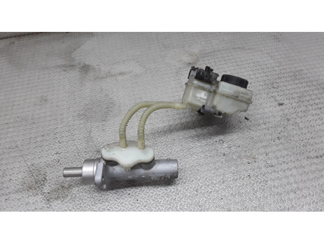 Главный тормозной цилиндр