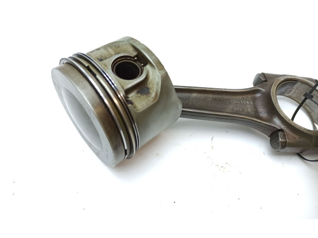 Поршень с шатуном EAC1868, EBC1289 Jaguar XJS