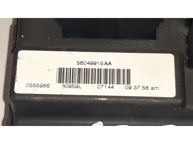 Блок предохранителей 56049915AA Jeep Grand Cherokee (WK)