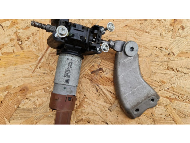 Сиденье управления двигателем