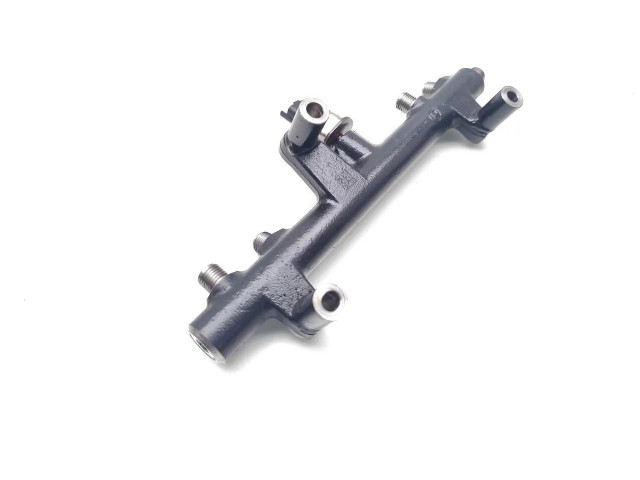 Топливная рампа 9681909680, 28497Z01   Ford Kuga I  