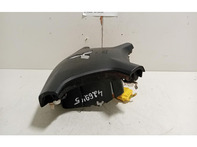 Подушка безопасности водителя 7030A099, 4M41450 Mitsubishi Pajero