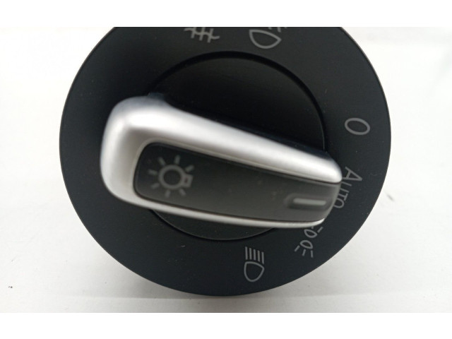 Přístrojová deska  Volkswagen Tiguan 2012 3C8941431N  