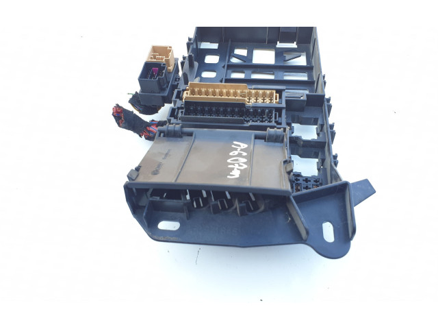 Pojistková skříňka 4F0971845 Audi A6 S6 C6 4F 2007