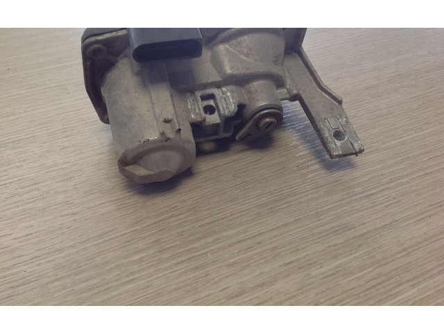 Блок управления выхлопом Skoda Fabia Mk3 (NJ)