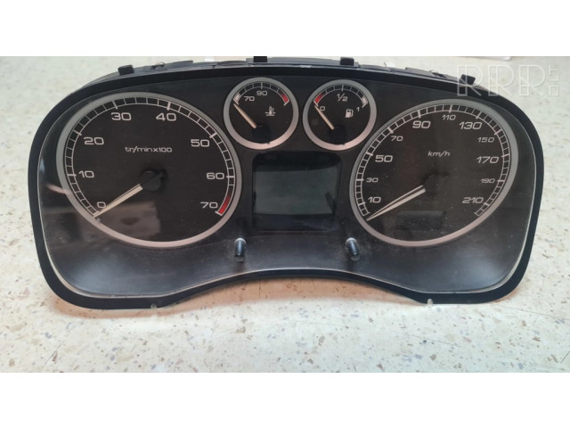 Přístrojová deska Peugeot 307 2002 216698150X1, P9645768480