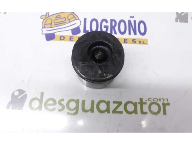 Píst 7701474884, 7701474884 Renault Megane II