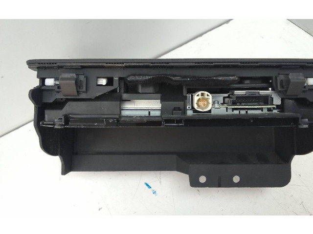 Экран/ дисплей / маленький экран       Audi Q3 8U  2011 - 2016 года   