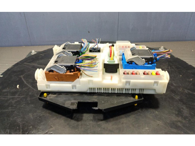 Блок предохранителей Ford S-MAX