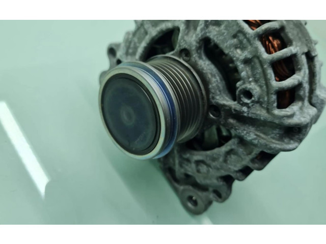 Генератор 04L903024T   Volkswagen Touran II      