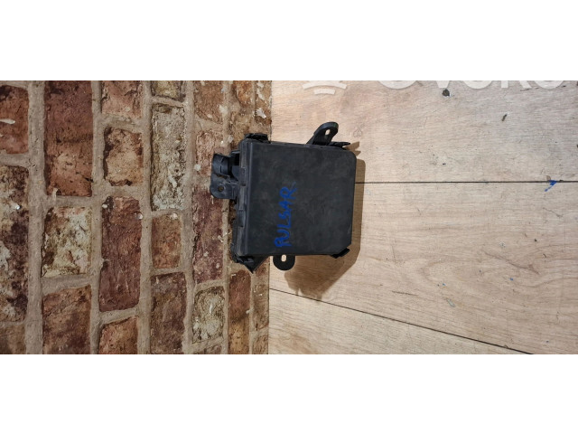   Pojistková skříňka    Nissan Pulsar 2014