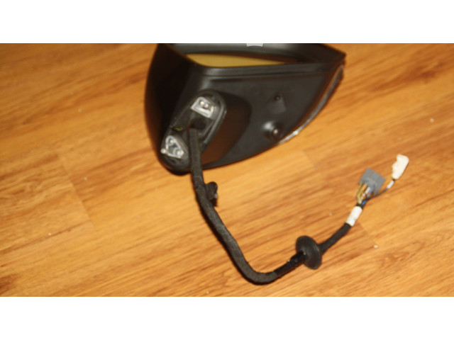 Зеркало электрическое Volvo XC40 - года