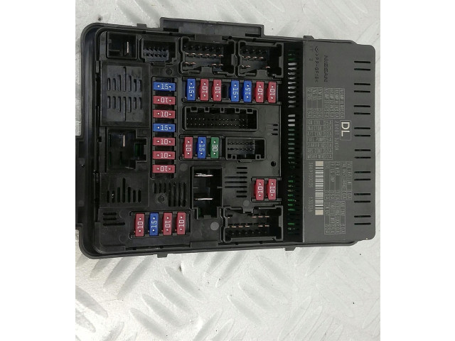 Блок предохранителей 284B73JV0A   Infiniti Q50    