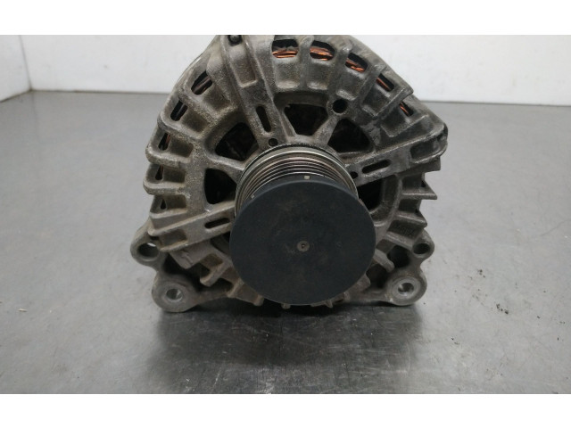 Генератор 04L903017A Audi Q5 SQ5