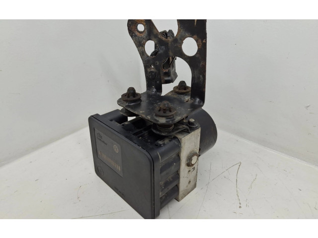 Блок АБС 1K0907379AC, 00005305H0 Skoda Octavia Mk2 (1Z) 2004 - 2013 года