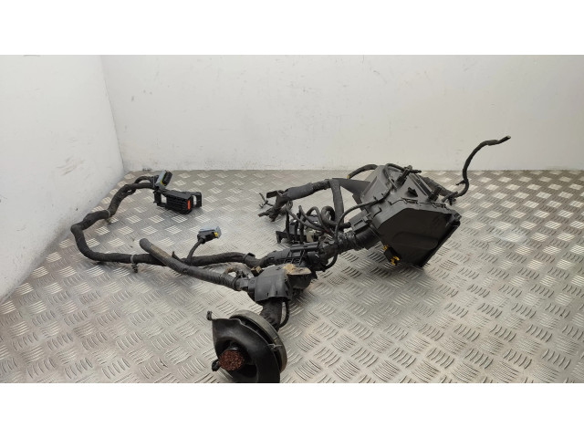 Блок предохранителей 030103500, 0181773993 Jeep Compass