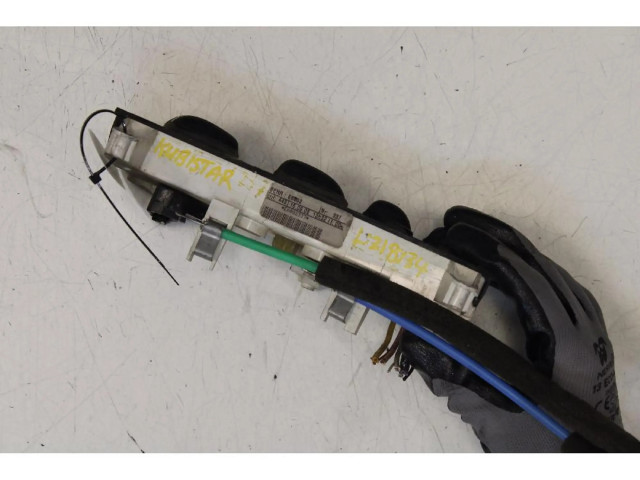 Блок управления климат-контролем    Nissan Kubistar