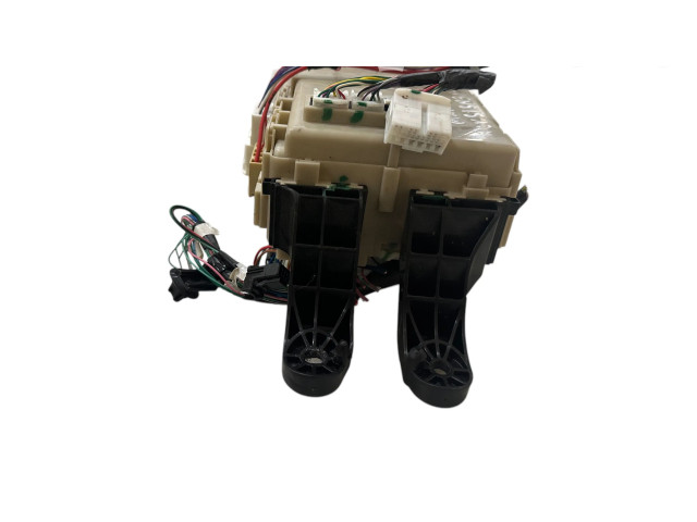 Pojistková skříňka 8273005720, 308512H14 Toyota Avensis T270 2012