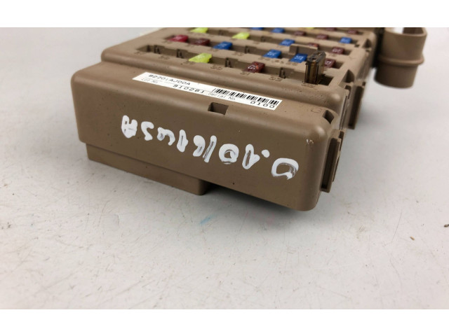 Блок предохранителей 82201AJ00A Subaru Outback