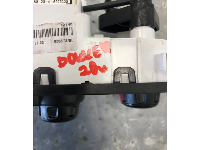 Блок управления климат-контролем 5P3743000   Dacia Dokker