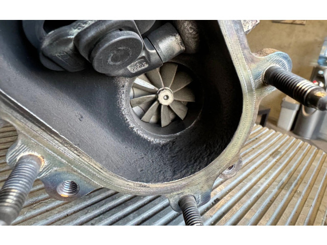 Píst 079145703E Audi A8 S8 D4 4H