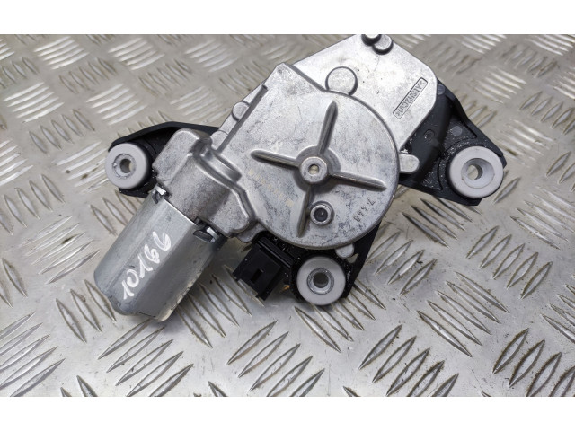 Моторчик заднего дворника A4538205800    Smart ForFour II W453