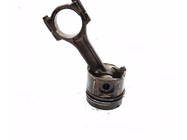 Píst Renault Megane II F9Q 800