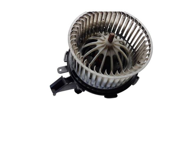 Вентилятор печки U0853003, U0854003 Audi Q5 SQ5