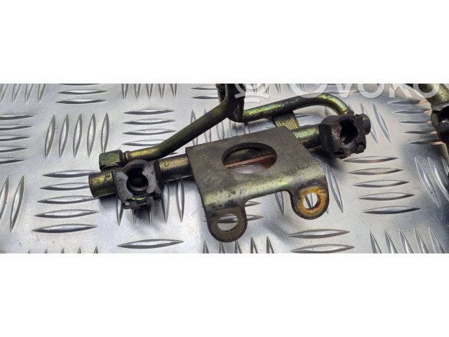 Магистральная трубка топлива 17523AA800, A46702D00    Subaru Forester SG   