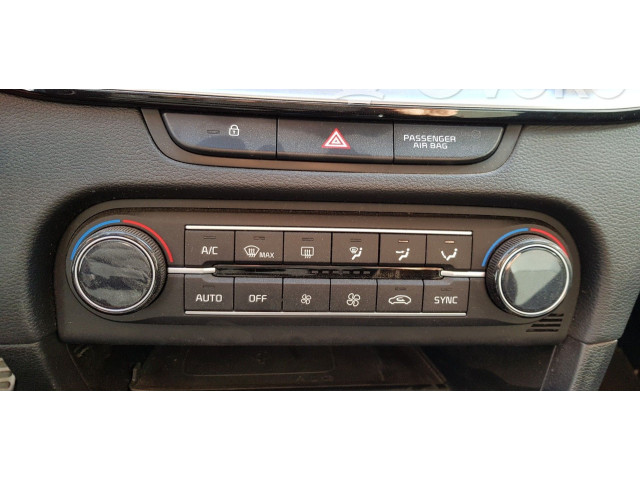 Блок управления климат-контролем 97250J7202   KIA Xceed